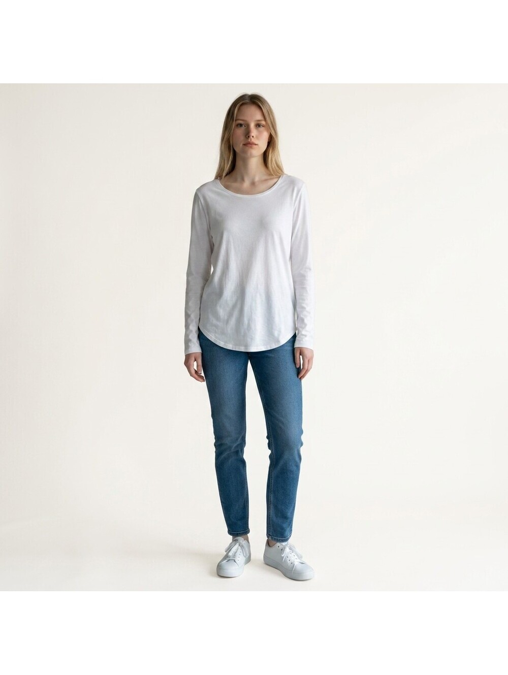 Old Navy T-Shirt Women M Medium White Long Sleeve Round Neck Rayon Casual Solid